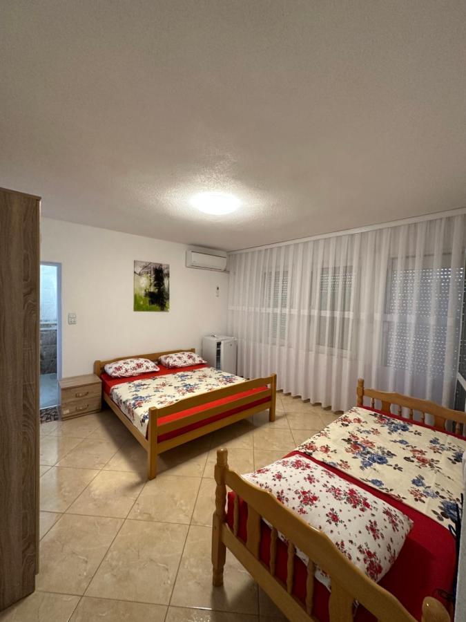 Apartments Edona Ulcinj Luaran gambar